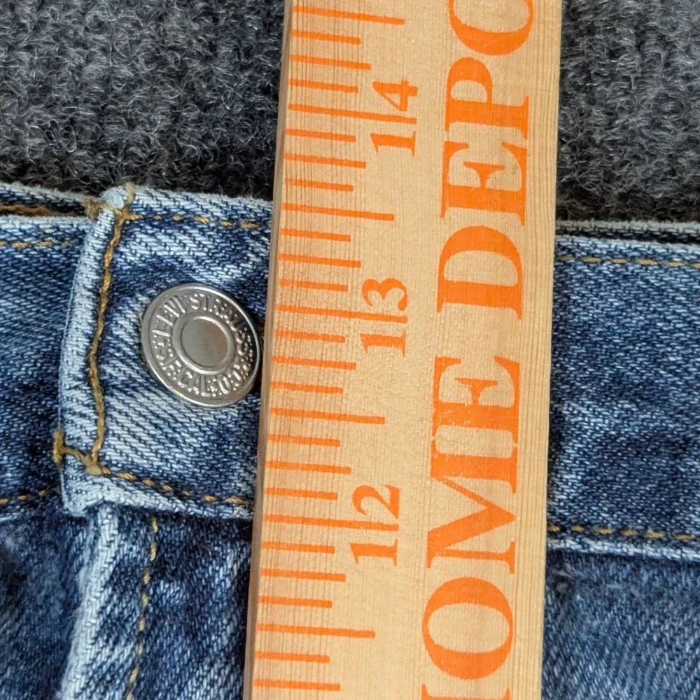 Levis levi 560